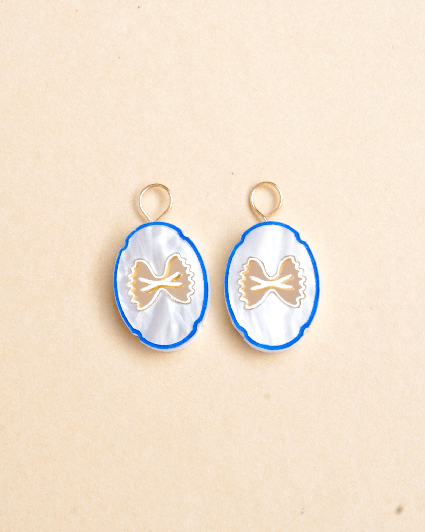 CHARM BAR - Create your signature hoops