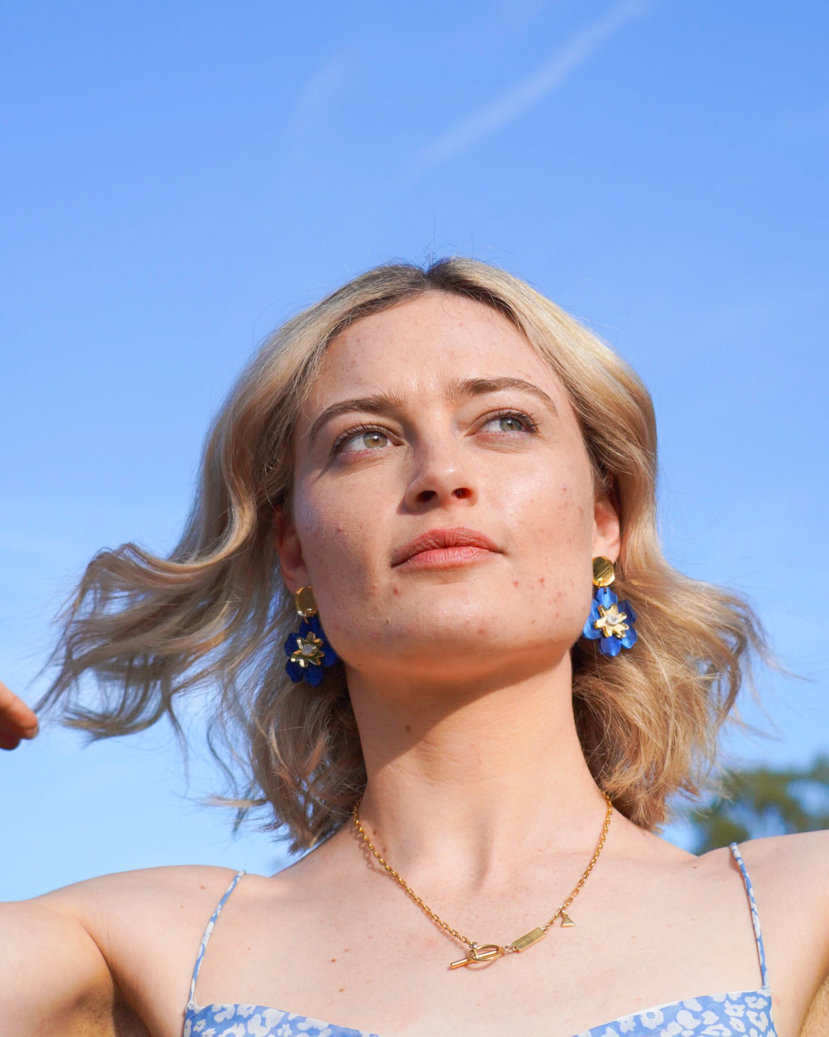 Midnight Daisy ~ Medium