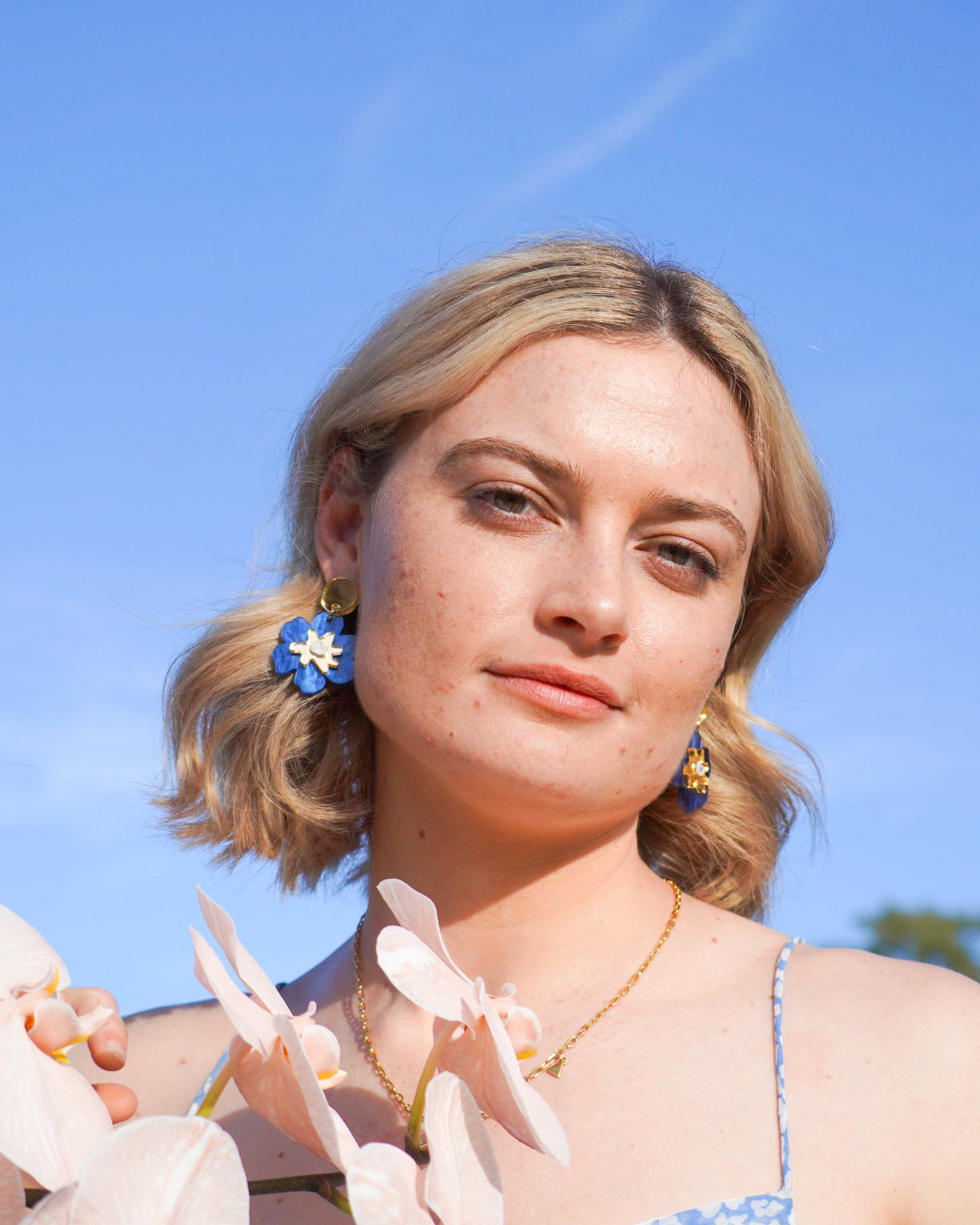 Midnight Daisy ~ Medium