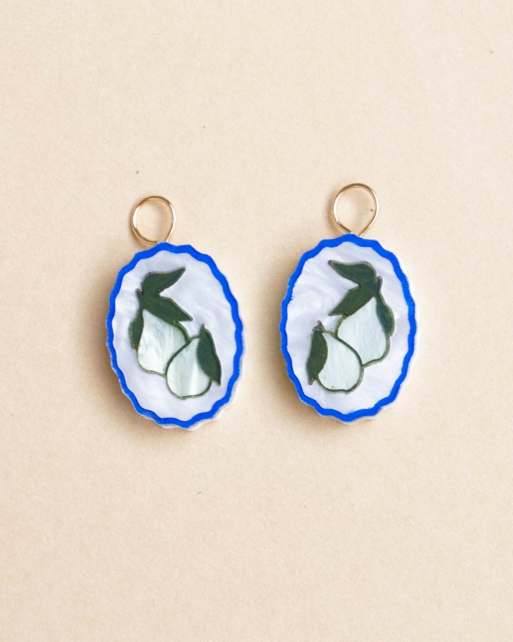 CHARM BAR - Create your signature hoops