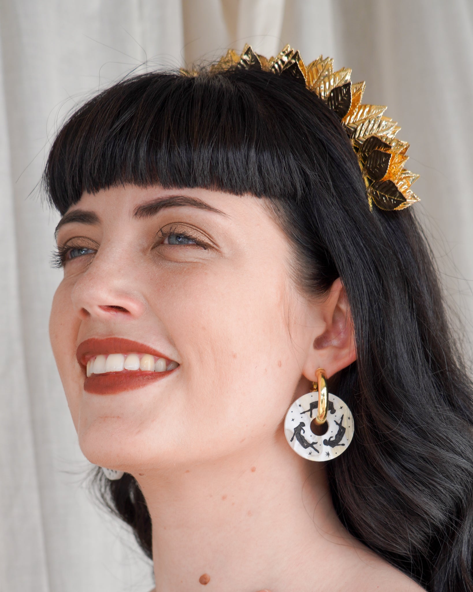 Floating Women Hoops